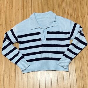 Women’s pull over sweater. Size XS. Blue on blue.